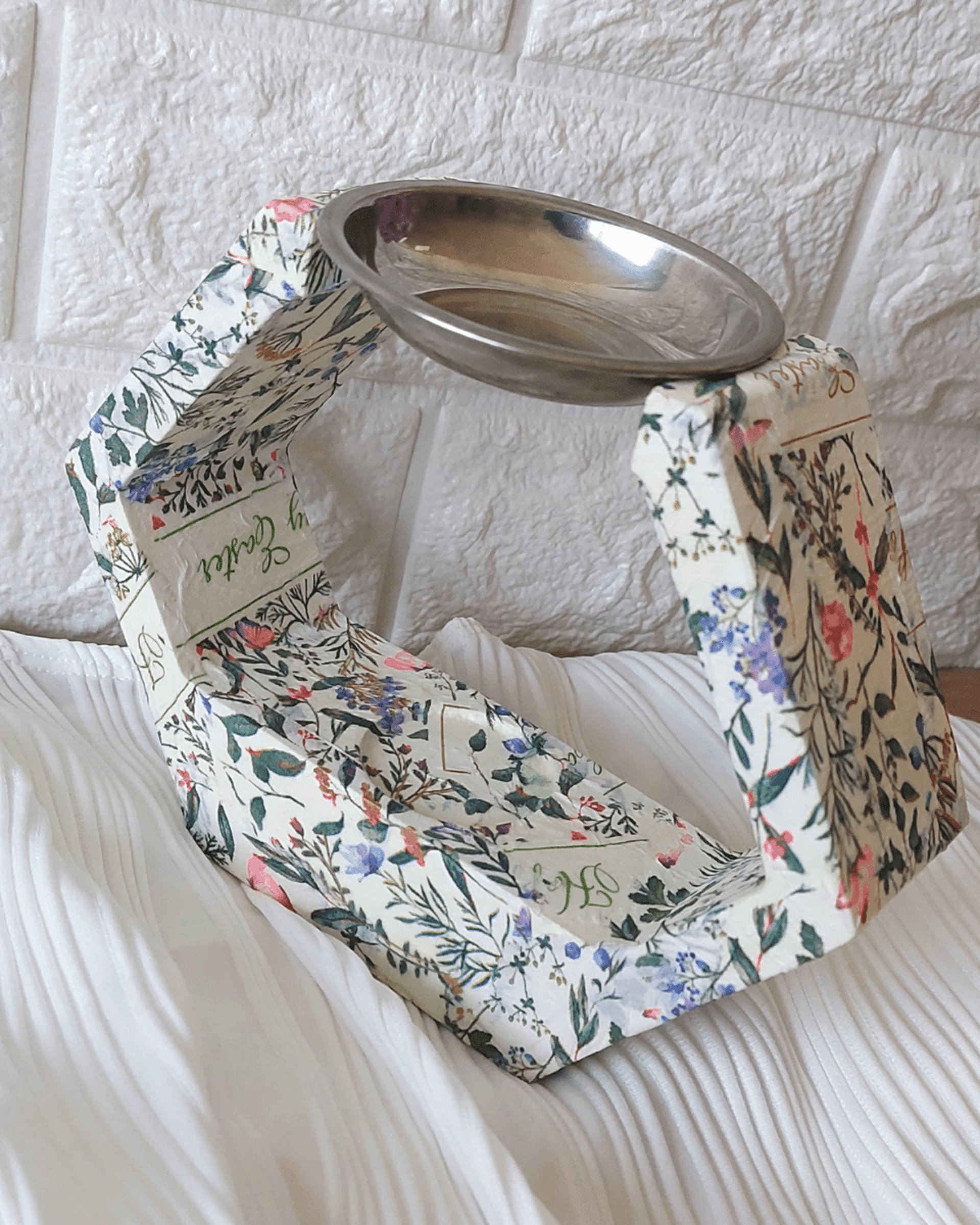 Quemador Hexagonal-Estampado floral base amarilla - 3